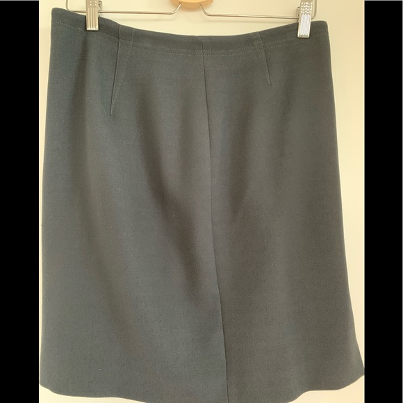 Banana Republic Skirt! Size 4 - Picture 1 of 5